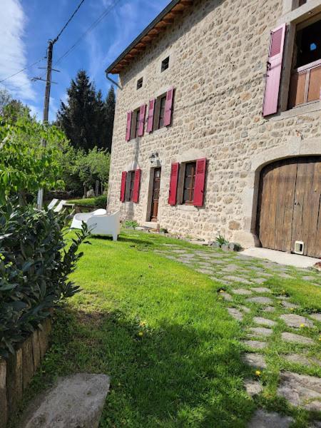 Se Reconnecter A La Nature Au Gite 3 Etoiles De Montager A Saint Andre De Chalencon Bagian luar foto